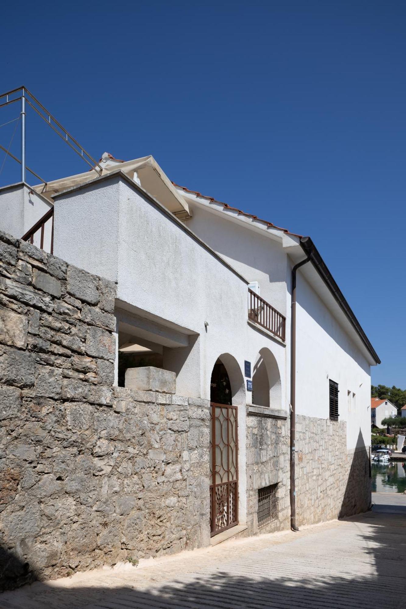 Apartments Damjanic Jerko Vrboska Dış mekan fotoğraf