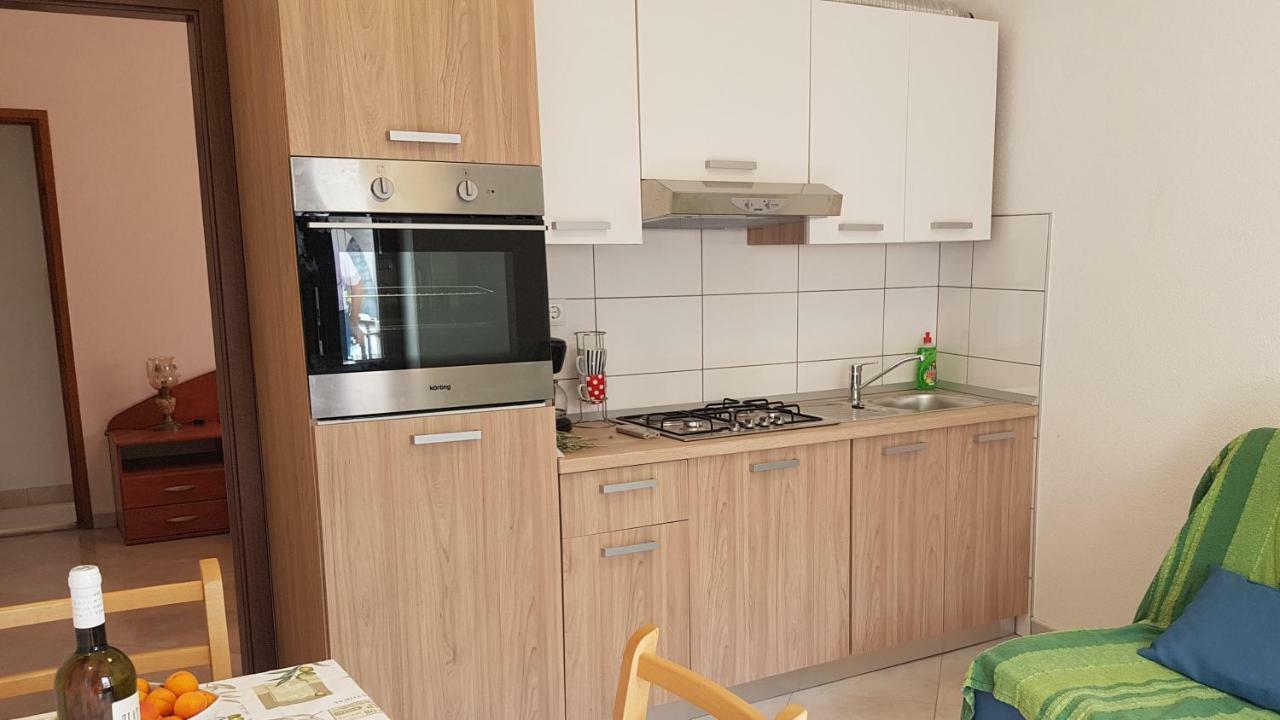 Apartments Damjanic Jerko Vrboska Dış mekan fotoğraf