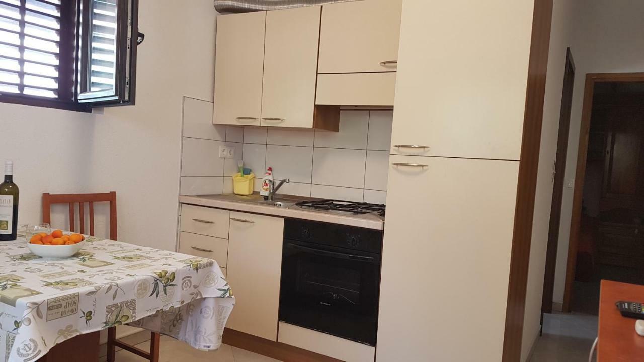 Apartments Damjanic Jerko Vrboska Dış mekan fotoğraf